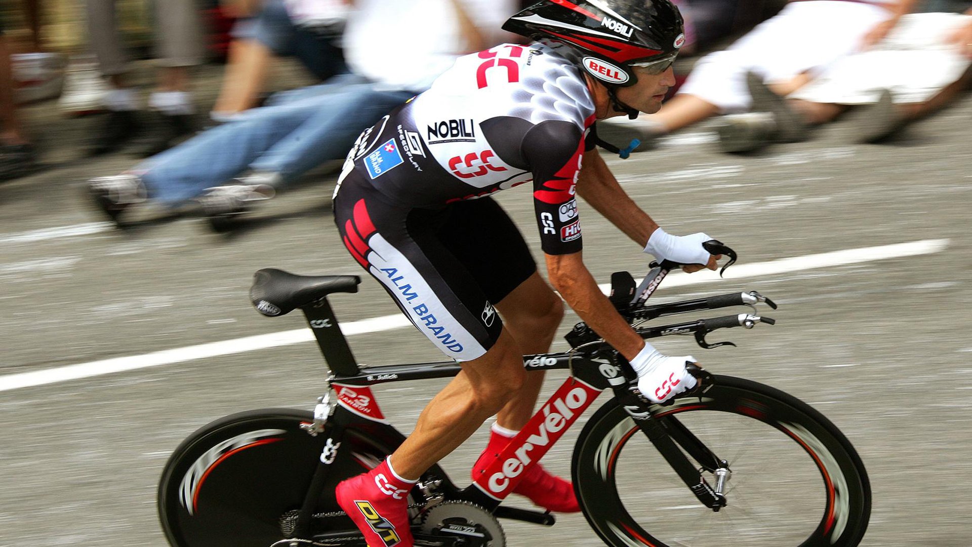 CBA球队依靠快攻扩大优势